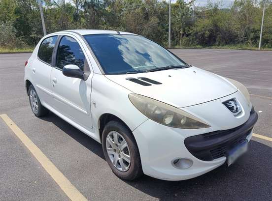PEUGEOT-207-2010