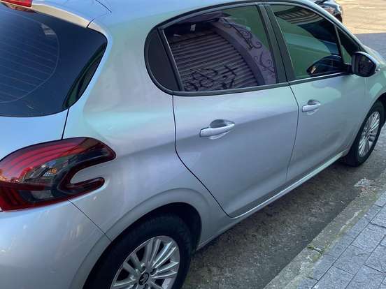 PEUGEOT-208-1.6 ACTIVE PACK 16V FLEX 4P AUTOMÁTICO PEUGEOT-208-2018