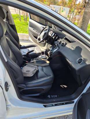 PEUGEOT-308-2016