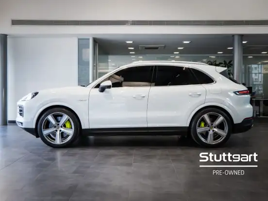 PORSCHE-CAYENNE-2024