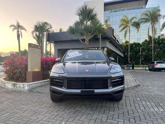 PORSCHE-CAYENNE-2026