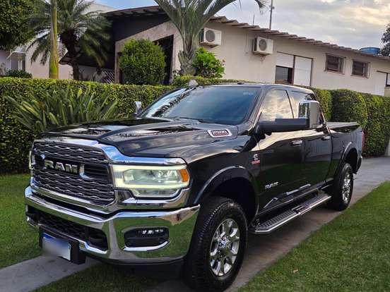RAM-2500-6.7 I6 TURBO DIESEL LARAMIE CD 4X4 AUTOMÁTICO RAM-2500-2021