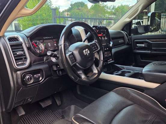 RAM-2500-6.7 I6 TURBO DIESEL LARAMIE CD 4X4 AUTOMÁTICO RAM-2500-2021
