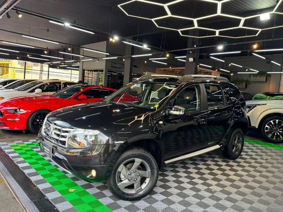 RENAULT DUSTER 2.0 DYNAMIQUE 4X2 16V FLEX 4P AUTOMÁTICO