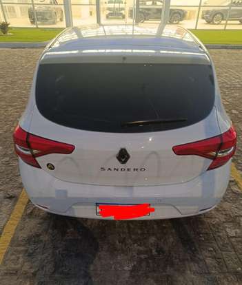 RENAULT-SANDERO-2020