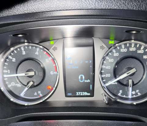 TOYOTA-HILUX-2.8 D-4D TURBO DIESEL CD SRX 4X4 AUTOMÁTICO TOYOTA-HILUX-2021