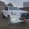 TOYOTA HILUX 2.8 SR 4X4 CD 16V DIESEL 4P AUTOMÁTICO TOYOTA HILUX 2.8 SR 4X4 CD 16V DIESEL 4P AUTOMÁTICO