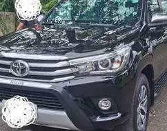 TOYOTA HILUX 2.8 SRX 4X4 CD 16V DIESEL 4P AUTOMÁTICO TOYOTA HILUX 2.8 SRX 4X4 CD 16V DIESEL 4P AUTOMÁTICO
