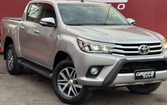 TOYOTA-HILUX-2016