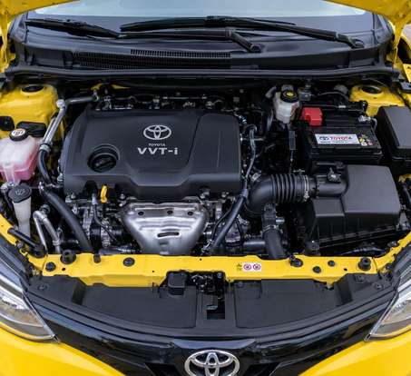 TOYOTA-YARIS-2023