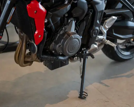 TRIUMPH-TRIDENT 660-2024