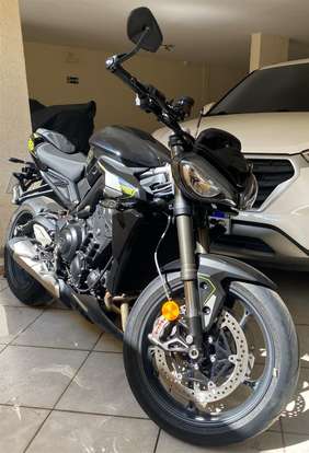 TRIUMPH-STREET TRIPLE RS ABS-2025