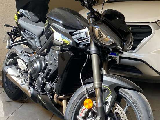 TRIUMPH-STREET TRIPLE RS ABS TRIUMPH-STREET TRIPLE RS ABS-2025