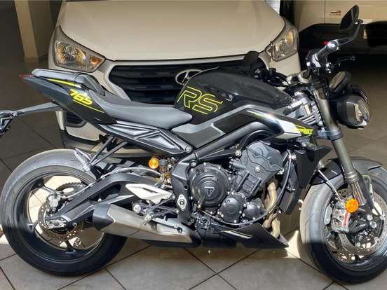 TRIUMPH-STREET TRIPLE RS ABS TRIUMPH-STREET TRIPLE RS ABS-2025