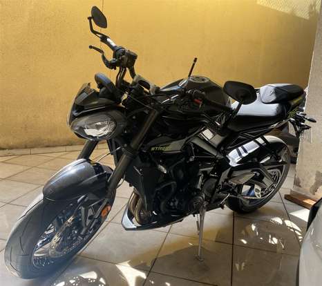 TRIUMPH-STREET TRIPLE RS ABS TRIUMPH-STREET TRIPLE RS ABS-2025