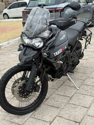 TRIUMPH-TIGER 800 XCX-2016