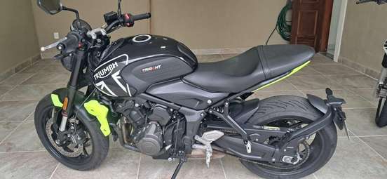 TRIUMPH-TRIDENT 660-2023