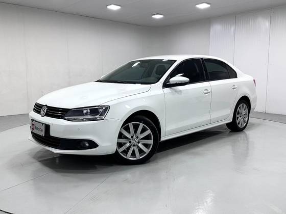 VOLKSWAGEN JETTA 2.0 COMFORTLINE FLEX 4P TIPTRONIC