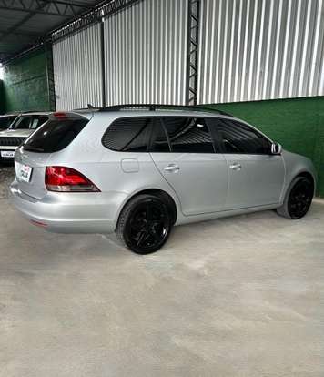 VOLKSWAGEN-JETTA-2011