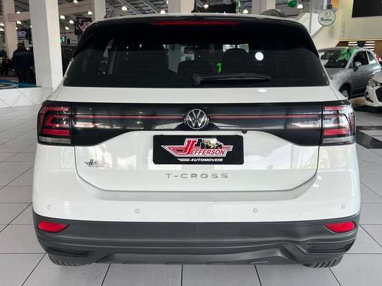 VOLKSWAGEN-T-CROSS-2022