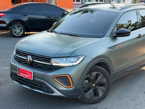 VOLKSWAGEN-T-CROSS-2025