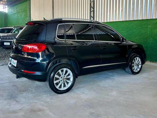 VOLKSWAGEN-TIGUAN-2.0 TSI 16V TURBO GASOLINA 4P TIPTRONIC VOLKSWAGEN-TIGUAN-2011