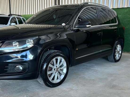 VOLKSWAGEN-TIGUAN-2.0 TSI 16V TURBO GASOLINA 4P TIPTRONIC VOLKSWAGEN-TIGUAN-2011