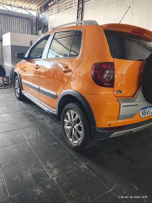 VOLKSWAGEN-CROSSFOX-2013
