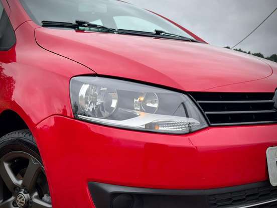 VOLKSWAGEN-FOX-1.0 MI 8V FLEX 4P MANUAL VOLKSWAGEN-FOX-2014