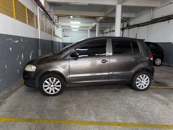 VOLKSWAGEN-FOX-1.0 MI CITY 8V FLEX 2P MANUAL VOLKSWAGEN-FOX-2009