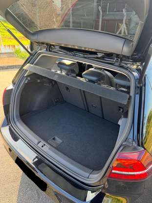 VOLKSWAGEN-GOLF-2014