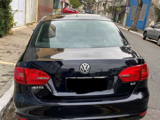 VOLKSWAGEN-JETTA-2.0 COMFORTLINE FLEX 4P TIPTRONIC VOLKSWAGEN-JETTA-2014