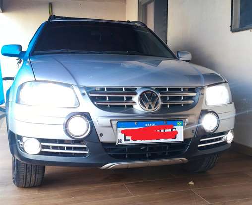VOLKSWAGEN-PARATI-2010