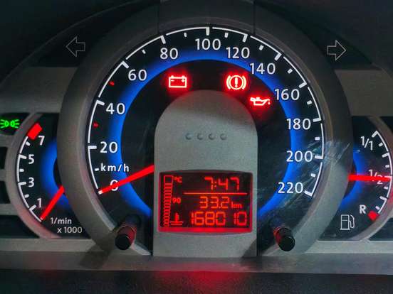 VOLKSWAGEN-PARATI-1.6 MI SURF 8V FLEX 4P MANUAL G.IV VOLKSWAGEN-PARATI-2010