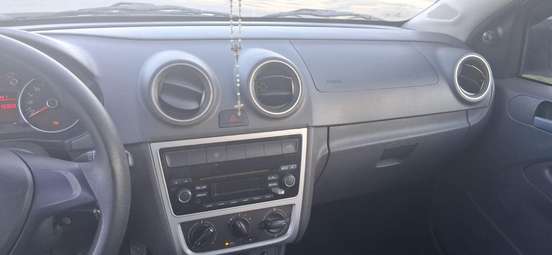VOLKSWAGEN-SAVEIRO-2018
