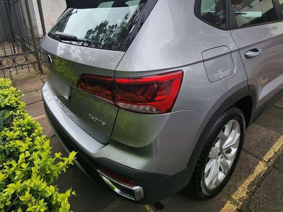 VOLKSWAGEN-TAOS-1.4 250 TSI TOTAL FLEX COMFORTLINE AUTOMÁTICO VOLKSWAGEN-TAOS-2023