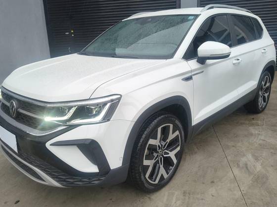 VOLKSWAGEN TAOS 1.4 250 TSI TOTAL FLEX HIGHLINE AUTOMÁTICO