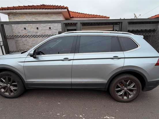 VOLKSWAGEN-TIGUAN-1.4 250 TSI TOTAL FLEX ALLSPACE COMFORTLINE TIPTRONIC VOLKSWAGEN-TIGUAN-2019