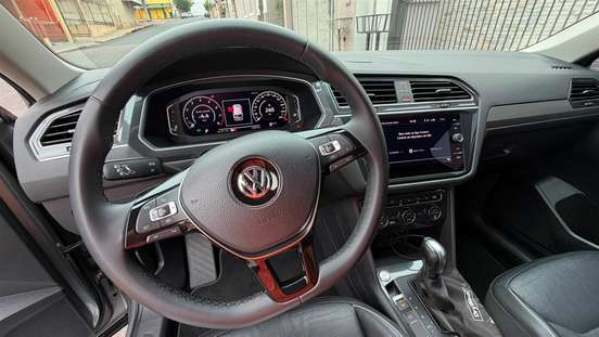 VOLKSWAGEN-TIGUAN-2019