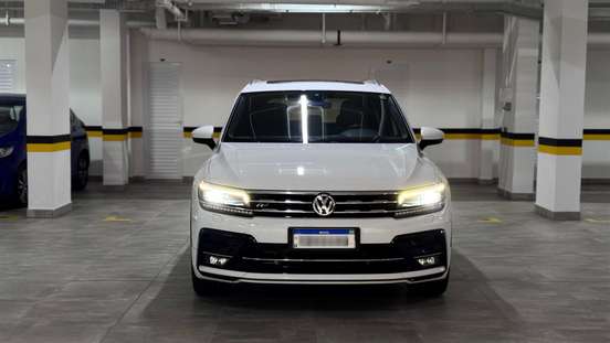 VOLKSWAGEN-TIGUAN-2020