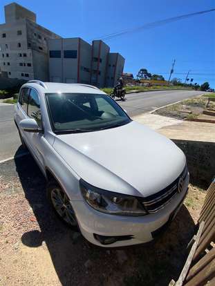 VOLKSWAGEN-TIGUAN-2014