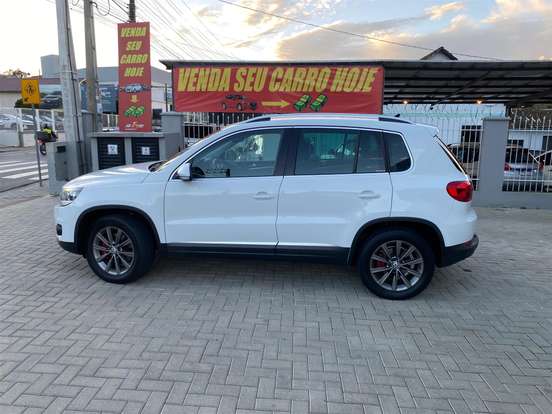 VOLKSWAGEN-TIGUAN-2.0 TSI 16V TURBO GASOLINA 4P TIPTRONIC VOLKSWAGEN-TIGUAN-2014