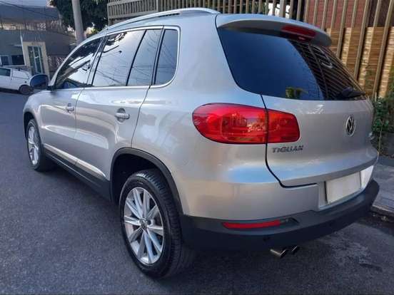 VOLKSWAGEN-TIGUAN-2.0 TSI 16V TURBO GASOLINA 4P TIPTRONIC VOLKSWAGEN-TIGUAN-2011
