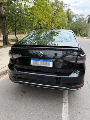 VOLKSWAGEN-VIRTUS-2023
