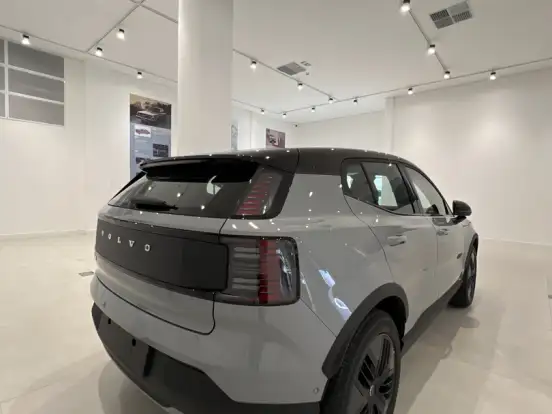 VOLVO-EX30-51 KW ELÉTRICO PLUS VOLVO-EX30-2026