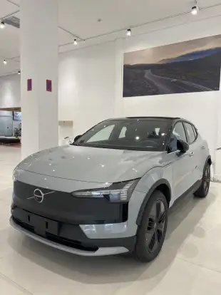 VOLVO-EX30-2026