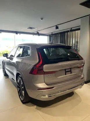 VOLVO-XC60-2026