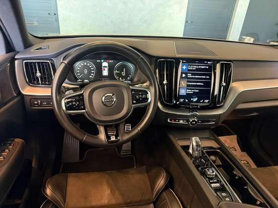 VOLVO-XC60-2.0 T8 HYBRID R-DESIGN AWD GEARTRONIC VOLVO-XC60-2019