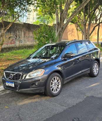 VOLVO-XC60-2010