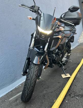 YAMAHA FZ25 FAZER ABS 